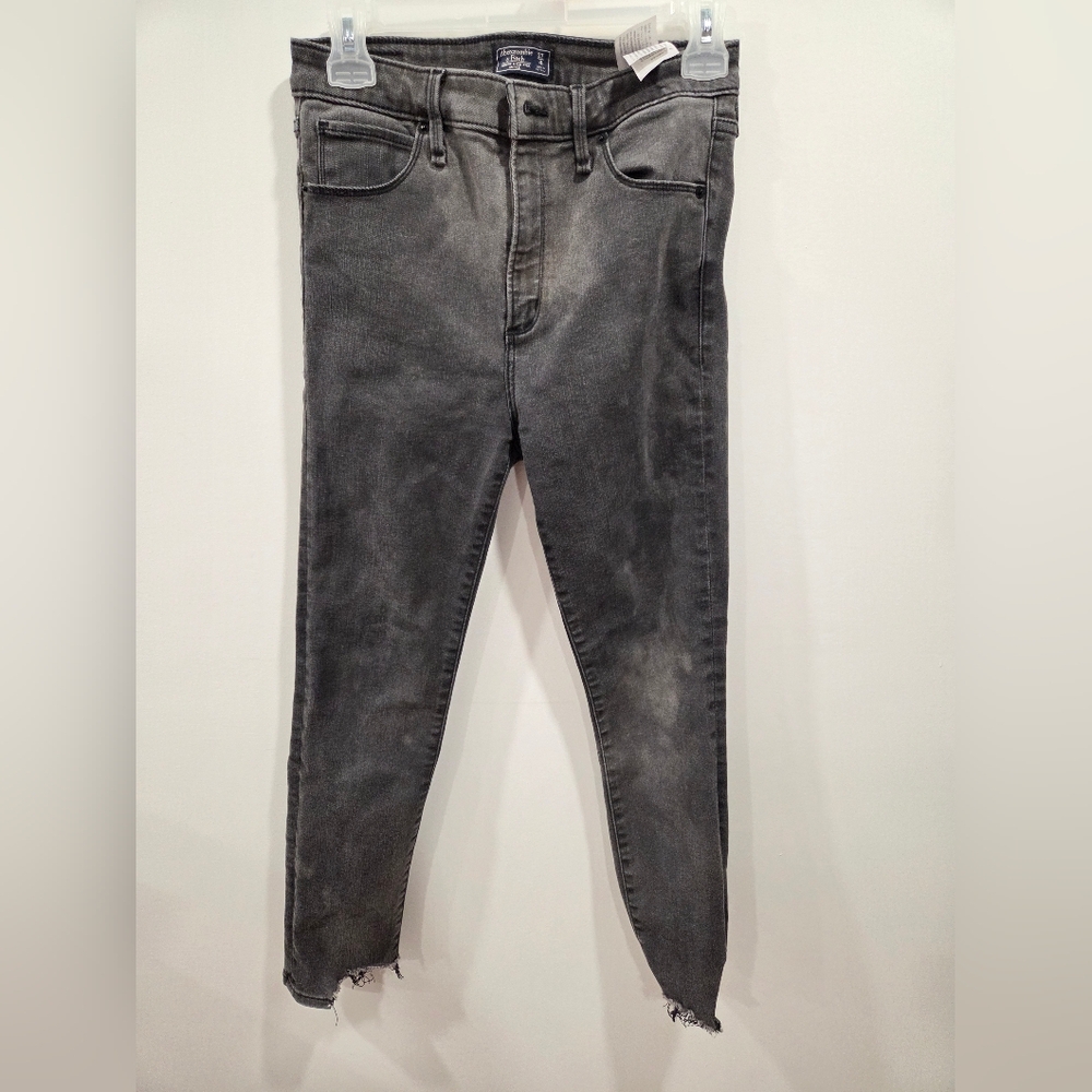 Abercrombie & Fitch Size 27/4 Simone High Rise Ankle Skinny Jeans, Washed Black